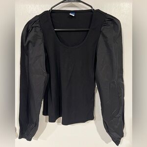Black fitted long sleeve shirt